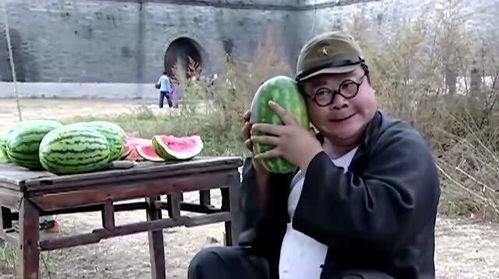 第一次见吃瓜视频,揭秘网络热点的幕后故事